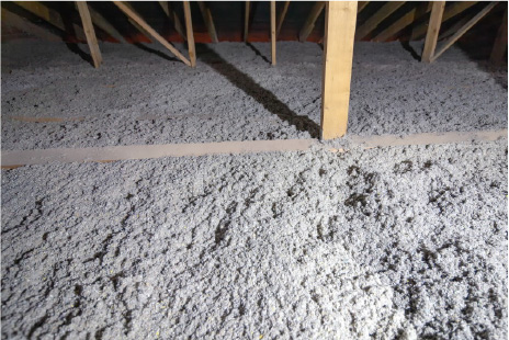 Isolation des combles ouate de cellulose BM Couverture Rénovation